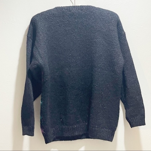 Vintage 80s DONA ASHLEY Women’s Black Floral Intarsia Knit Sweater - Picture 2 of 7